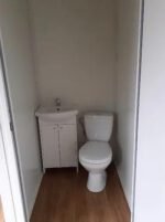 CONTENEDOR OFICINA 21 M2 CON WC – Image 6